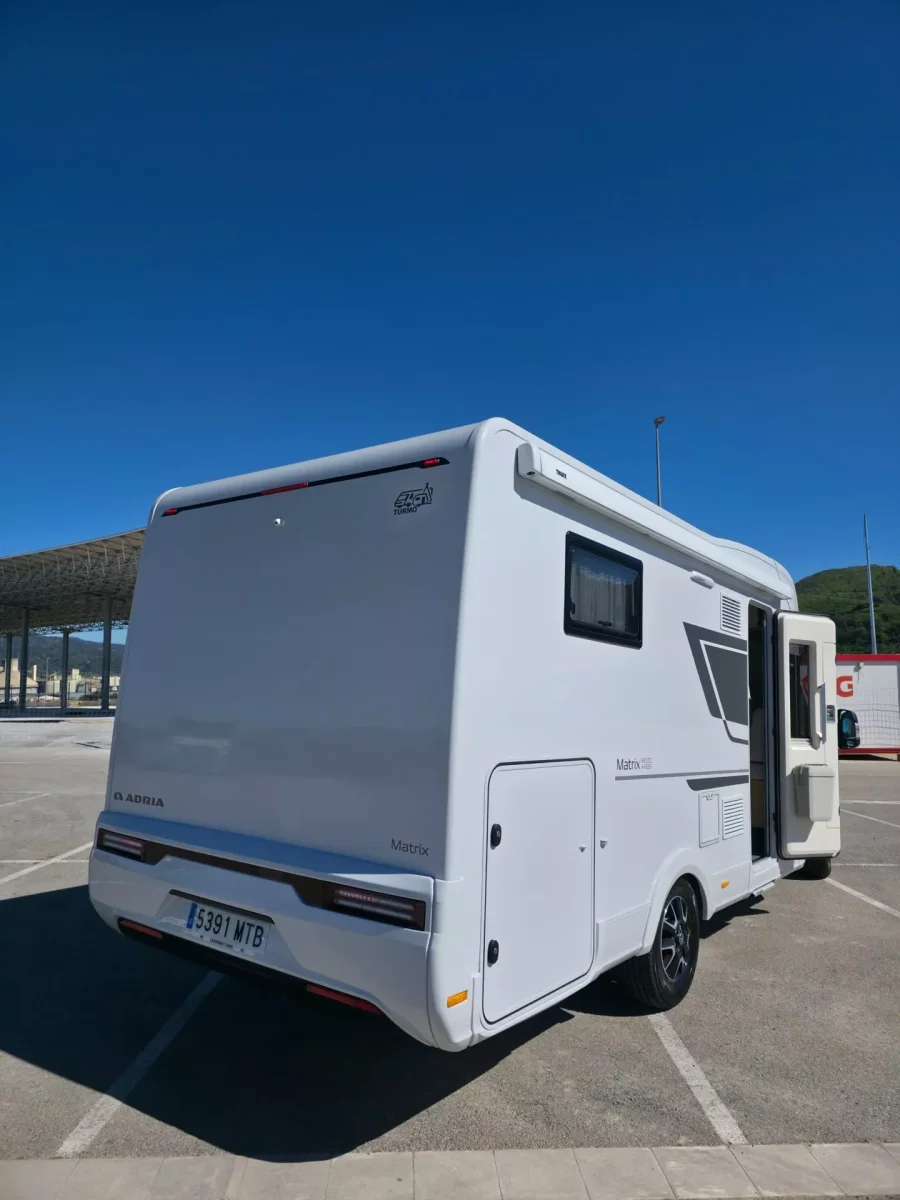 Autocaravana de alquiler ADRIA 650 DC - Imagen 5