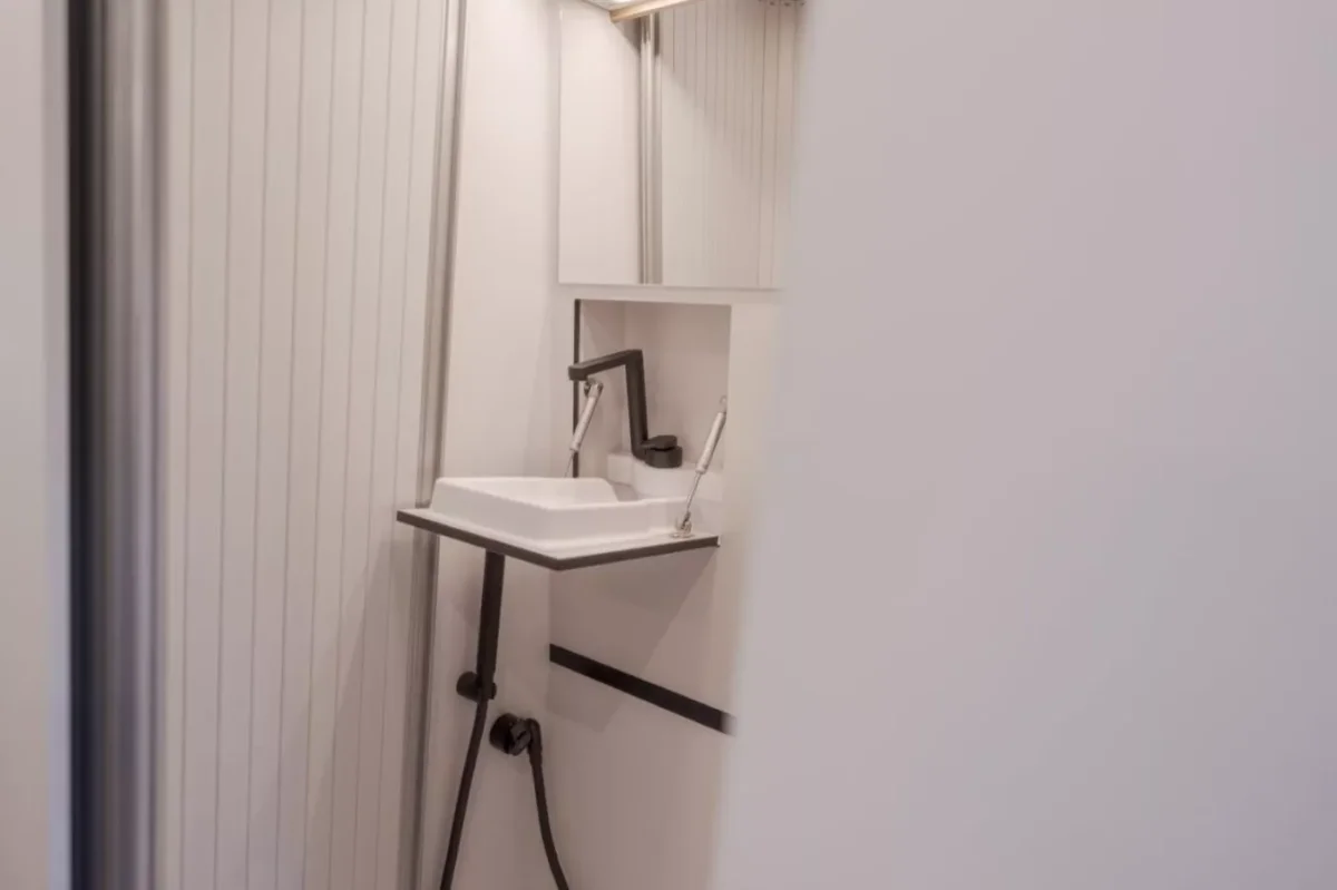 Furgoneta camper North Cape MAN NMY25 4×4 - Imagen 7