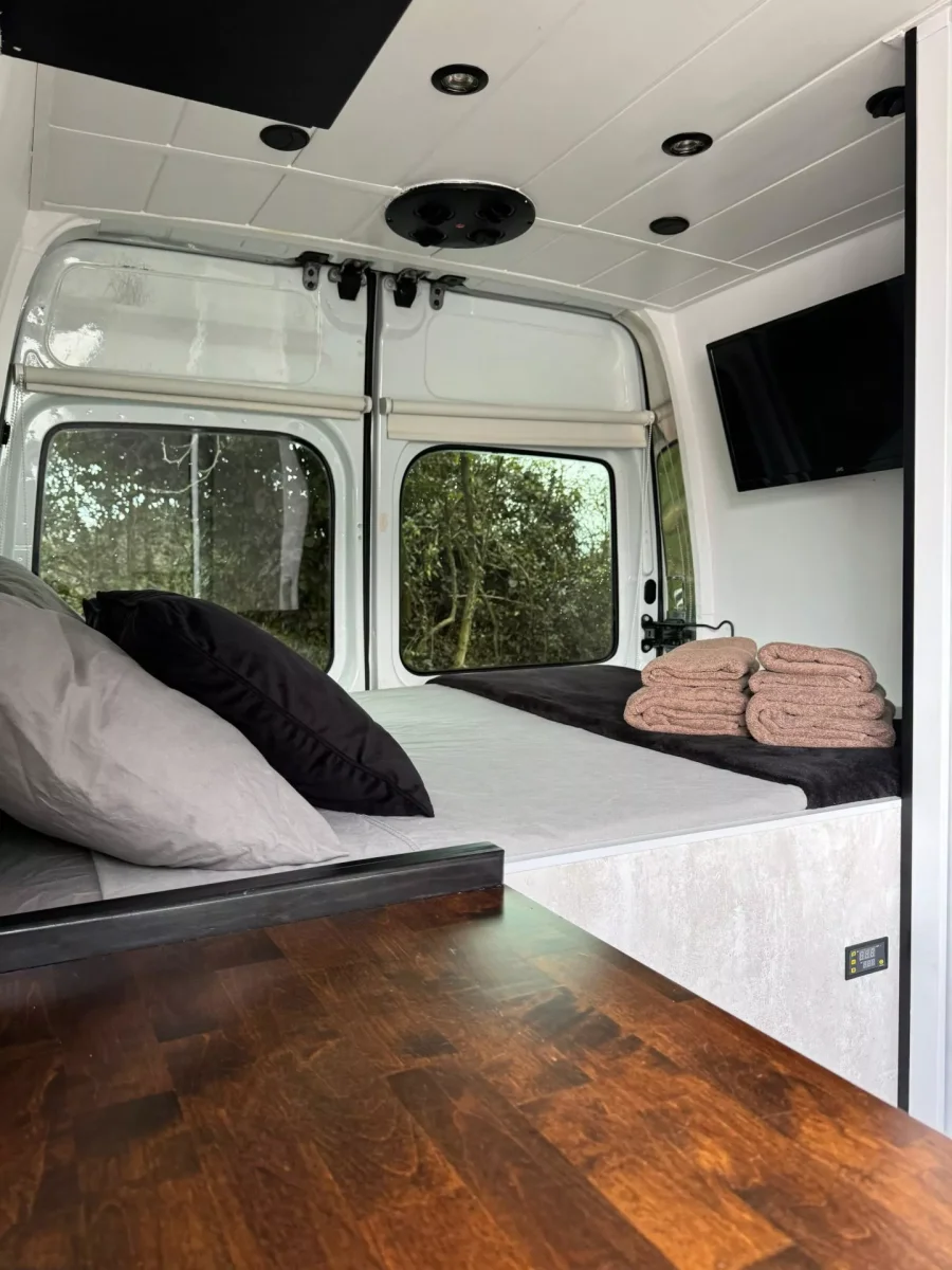 Camper Gran volumen de alquiler - Imagen 5