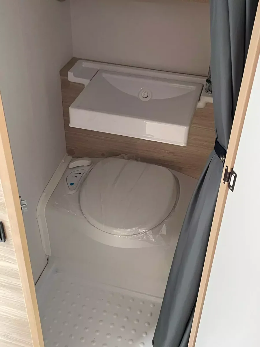 Caravana Caravelair Alba 390 - Imagen 6