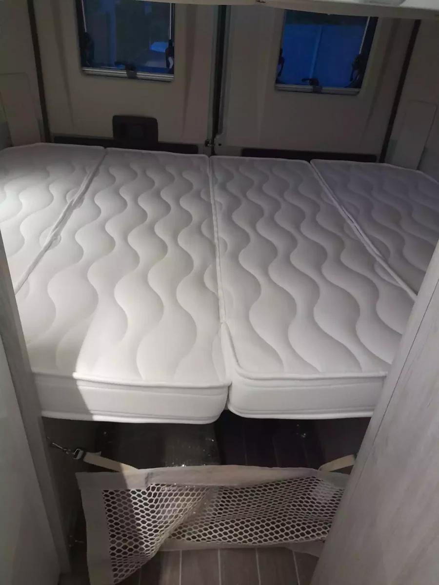 Camper alquiler Roller Team Livingstone 5 - Imagen 7