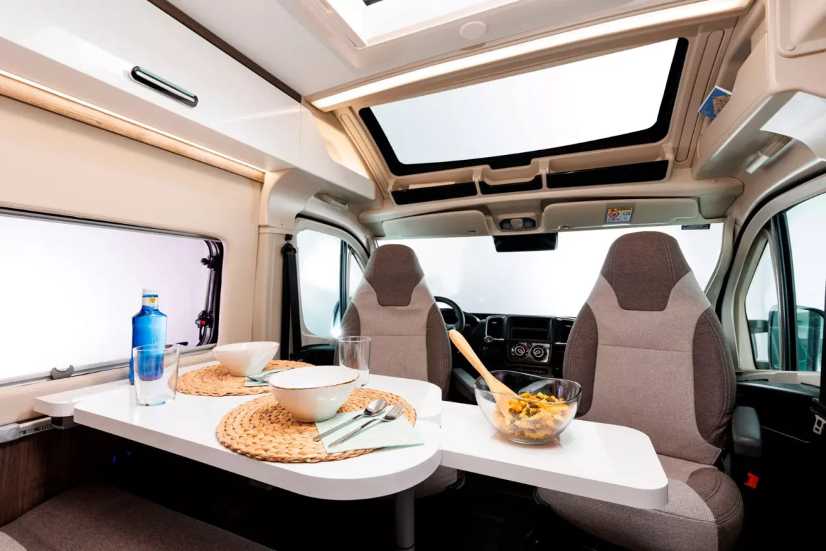 Camper de alquiler Benivan B144PS - Imagen 9