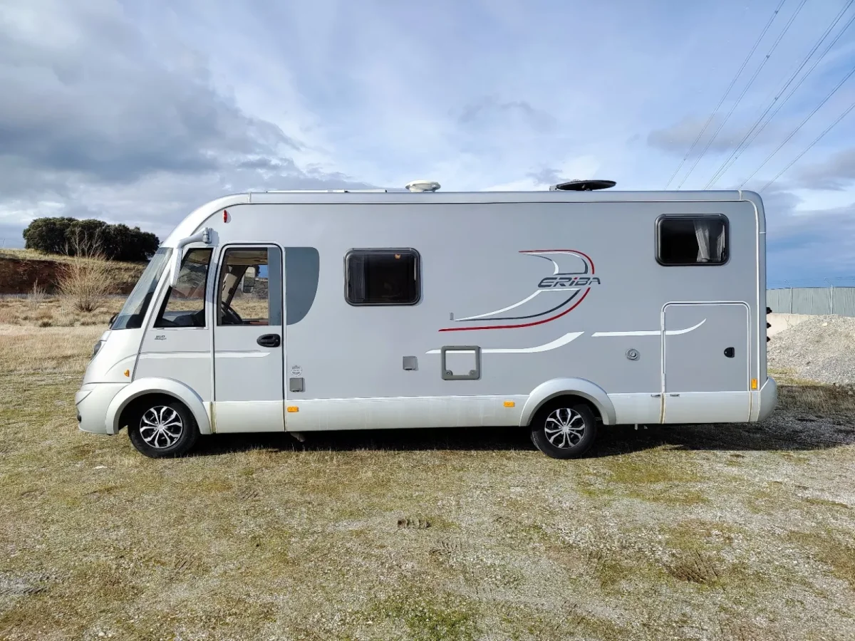 Autocaravana segunda mano Hymer Eriba 678 - Imagen 7