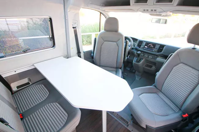 Furgoneta camper de alquiler Volkswagen Grand California 600 - Imagen 8