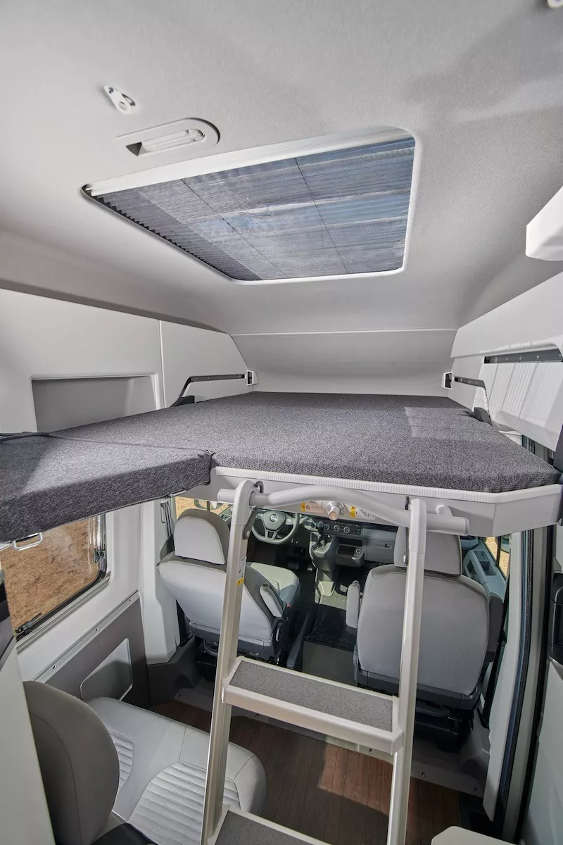 Furgoneta camper de alquiler Volkswagen Grand California 600 - Imagen 7