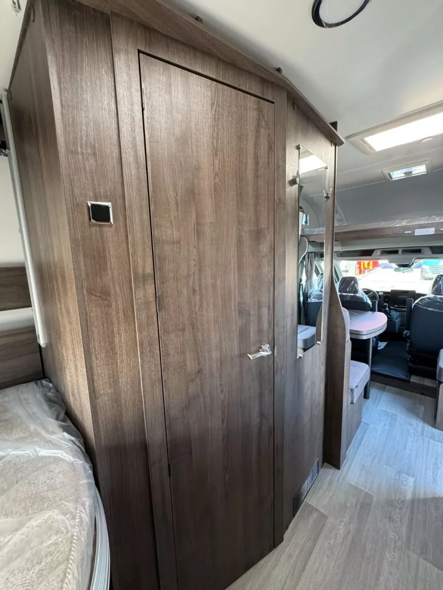 Autocaravana alquiler Benimar Sport 340 UP - Imagen 7