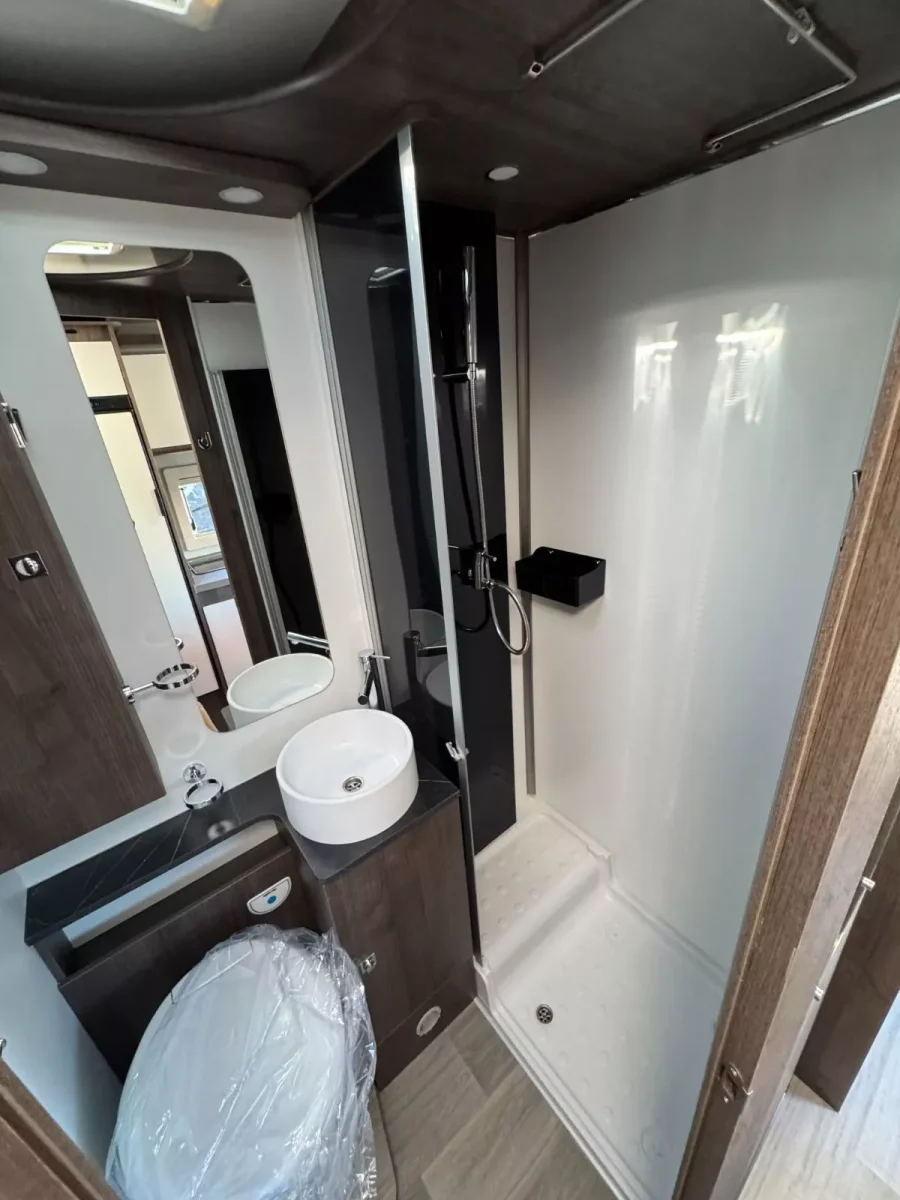 Autocaravana alquiler Benimar Sport 340 UP - Imagen 6