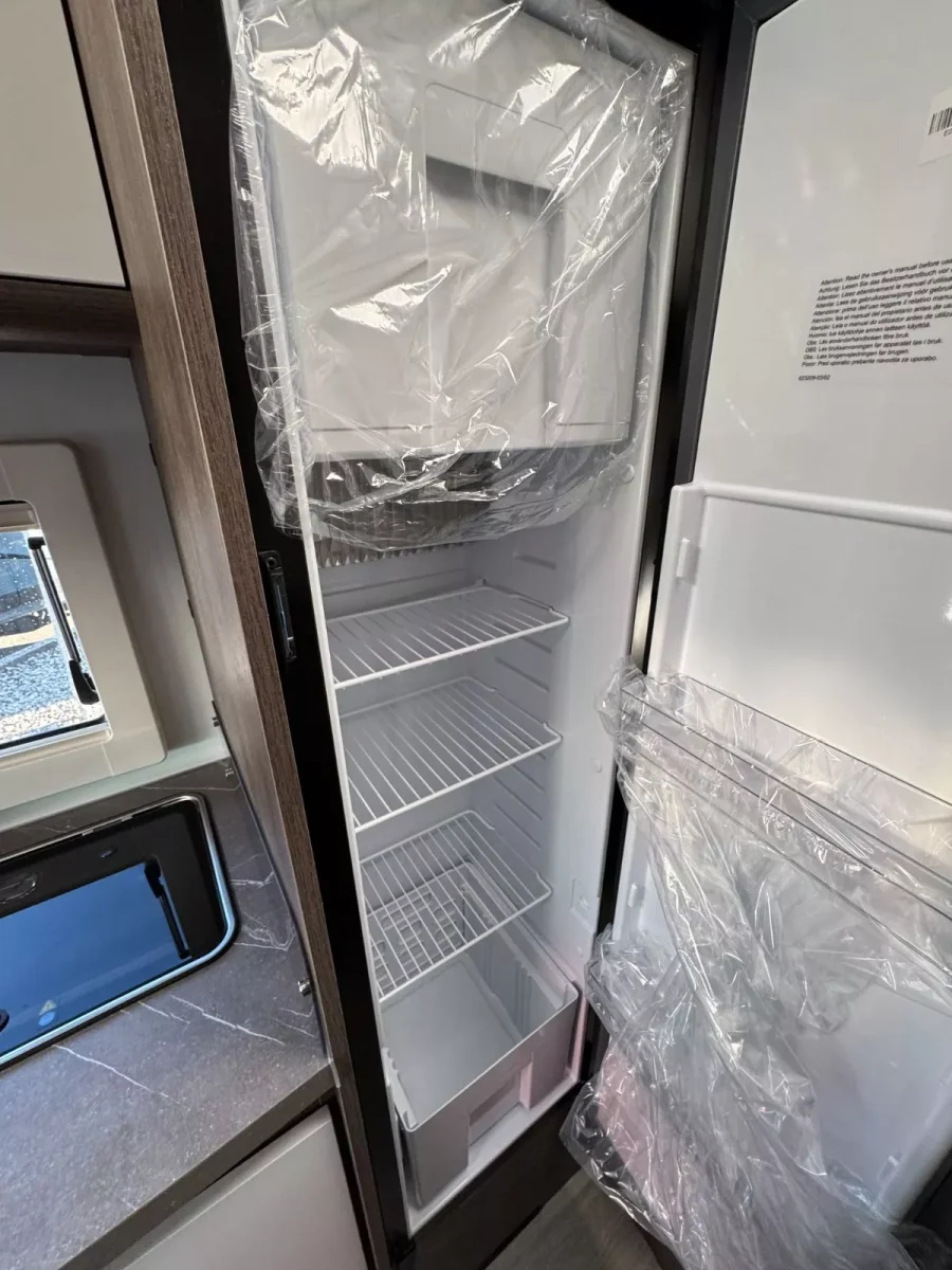 Autocaravana alquiler Benimar Sport 340 UP - Imagen 9