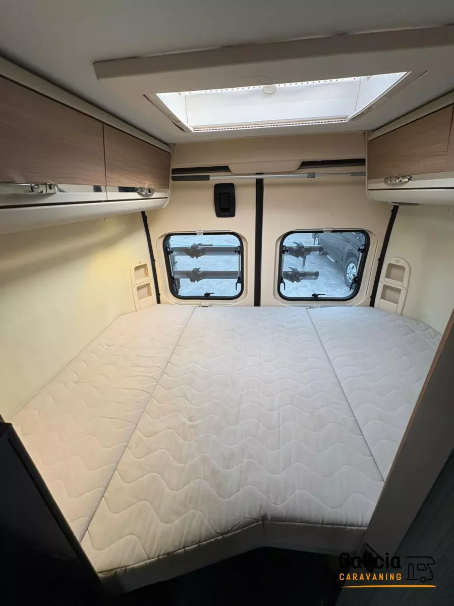 Camper de segunda mano Adria Twin 600 SPT Platinum - Imagen 8