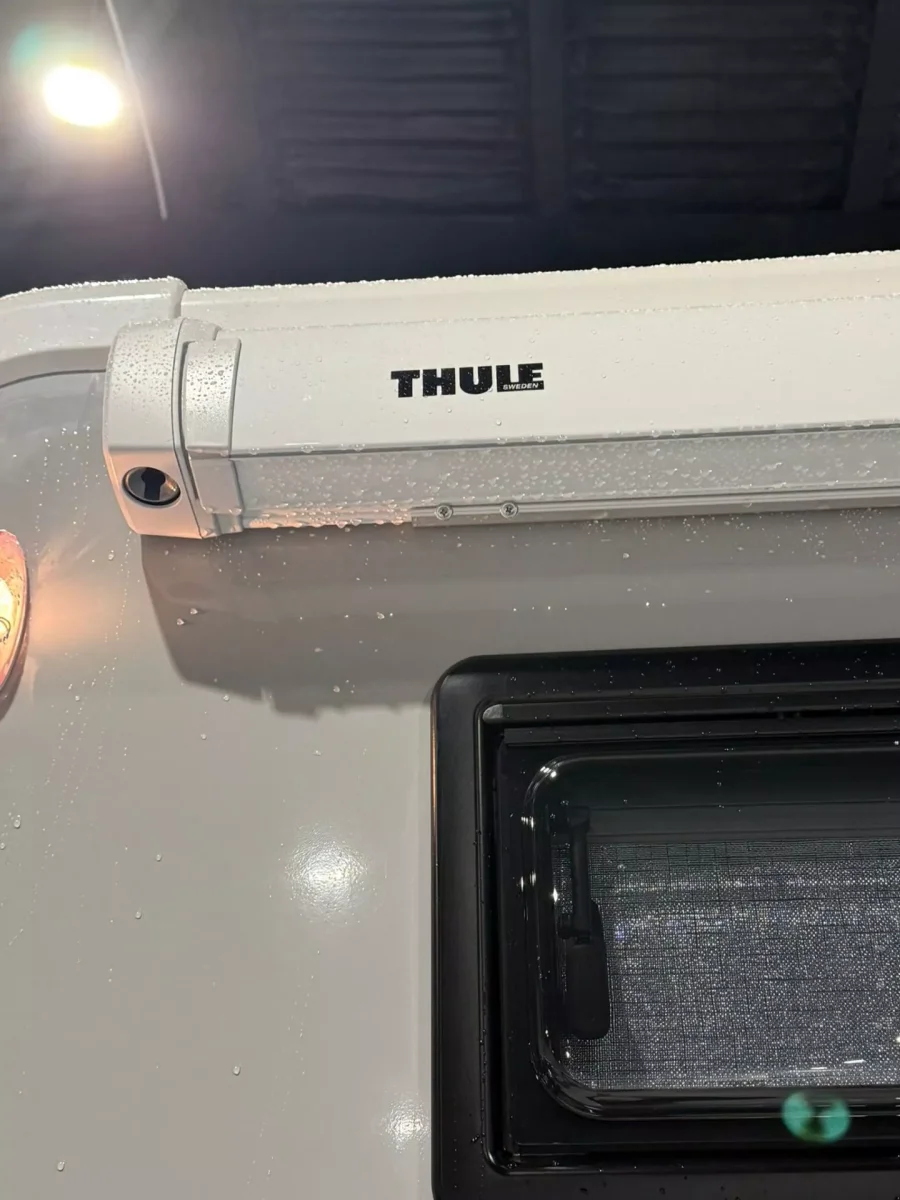 Autocaravana McLouis Glamys 320 - Imagen 6