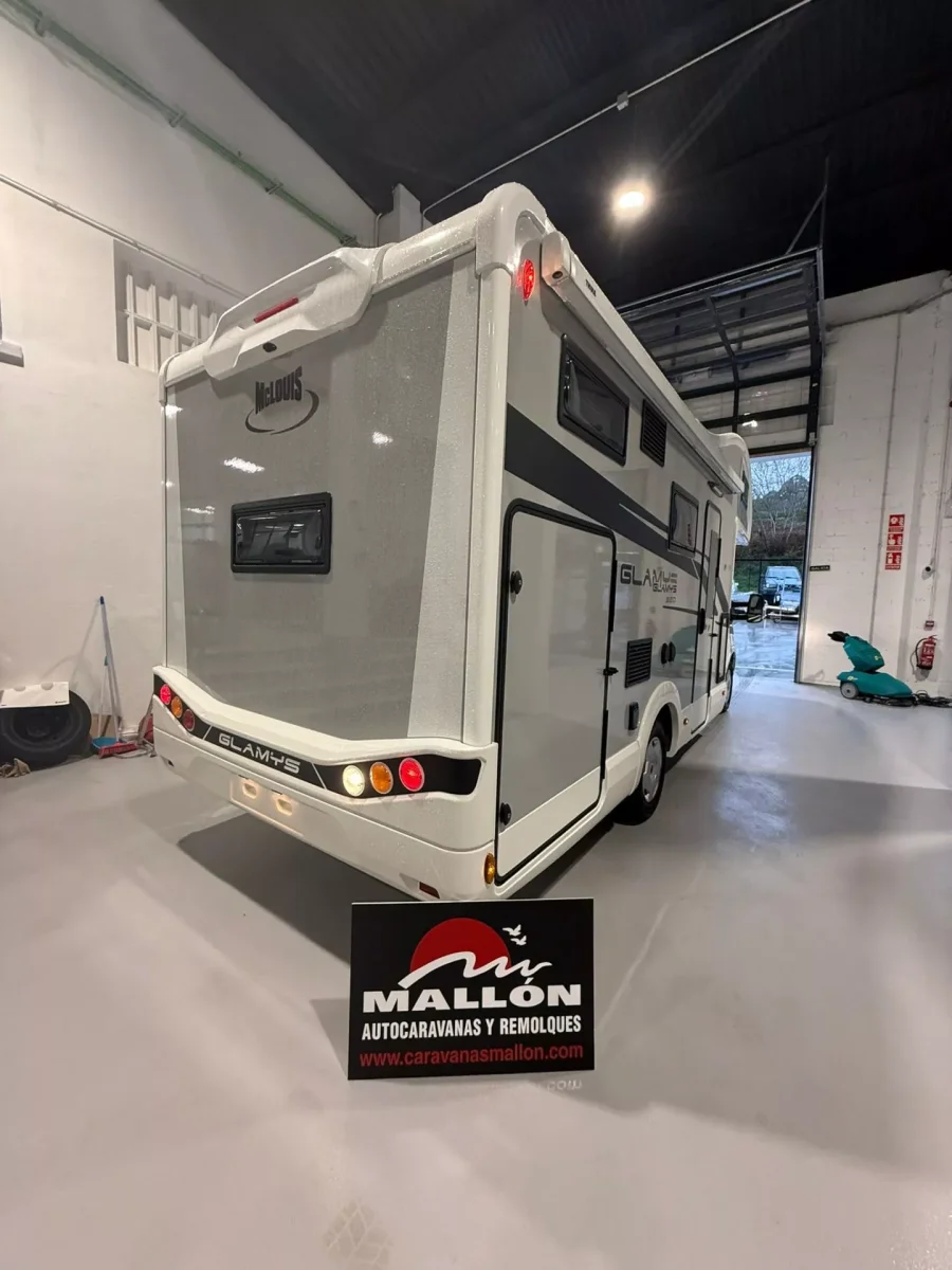 Autocaravana McLouis Glamys 320 - Imagen 3