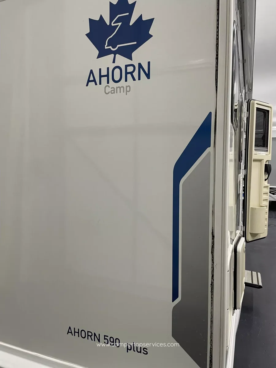 Autocaravana de segunda mano Ahorn Camp T 590 Plus - Imagen 7