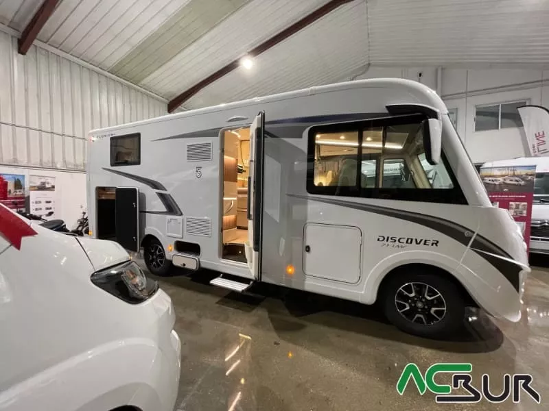 Autocaravana Fleurette Florium Discover 70 - Imagen 3