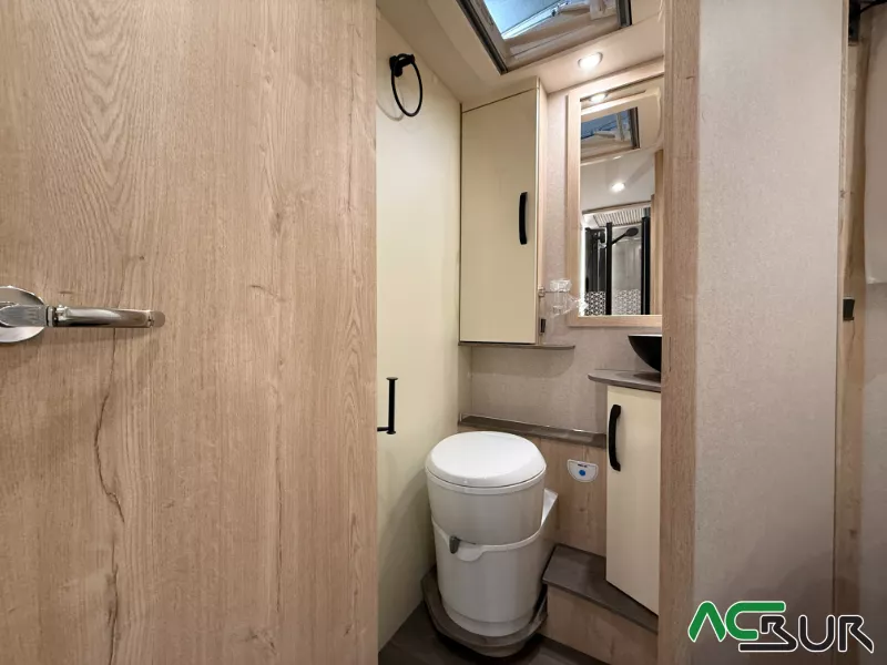 Autocaravana Fleurette-Florium Florium Myflower 74 LMF - Imagen 8