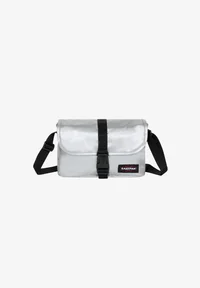 Bolso de hombro bandolera Eastpak EK0A5BMO 7Y2 space silver- color plata