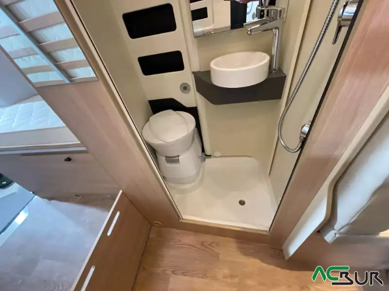 Furgoneta camper Giottiline Giottivan 60 FT - Imagen 9