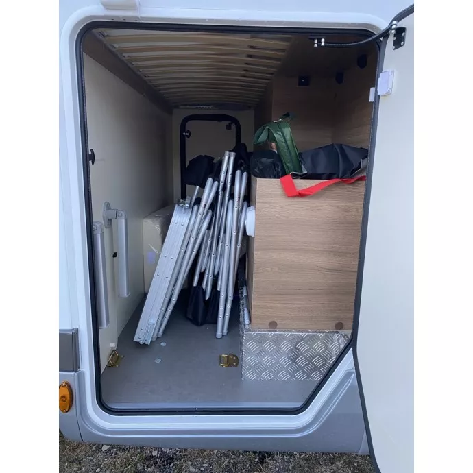 Autocaravana de segunda mano Elnagh Baron 531 - Imagen 6