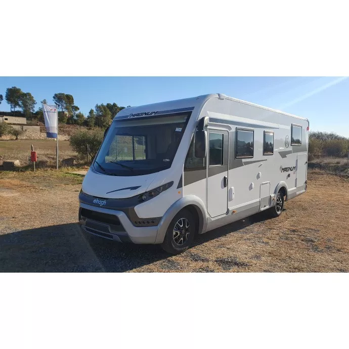 Autocaravana de segunda mano Elnagh Magnun 530 - Imagen 4