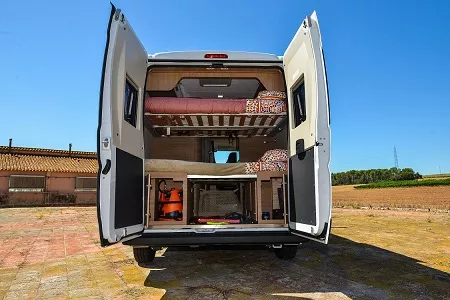Furgoneta camper de alquiler McLouis Menfys Van Max 3 SLine - Imagen 8