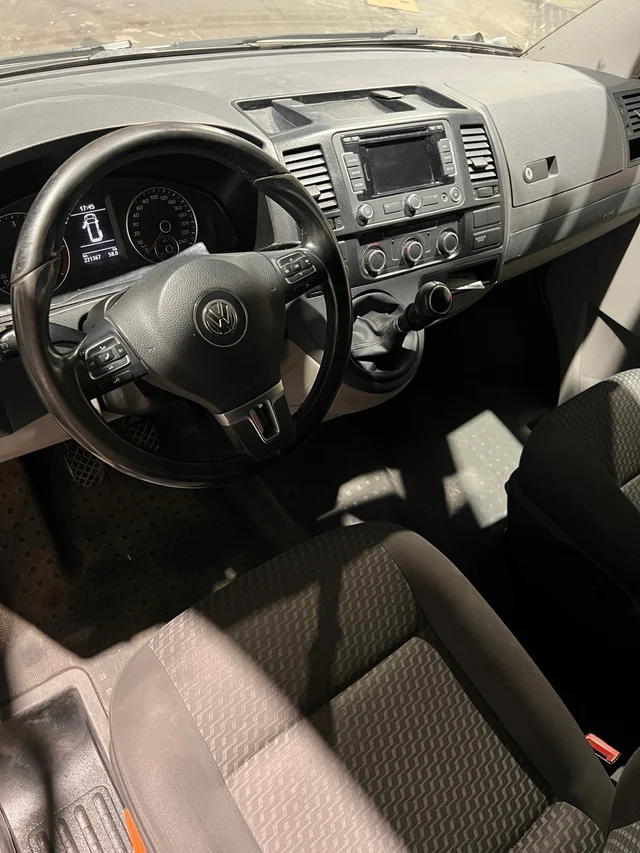 Volkswagen Transporter T6 Segunda Mano FURGON 85 Cv 2015 - Imagen 7