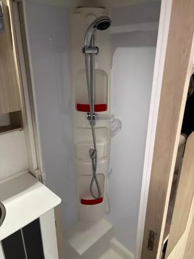 Autocaravana de segunda mano ILUSION 769 H - Imagen 7