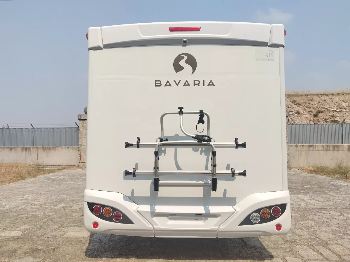 Autocaravana segunda mano Bavaria I74 - Imagen 9