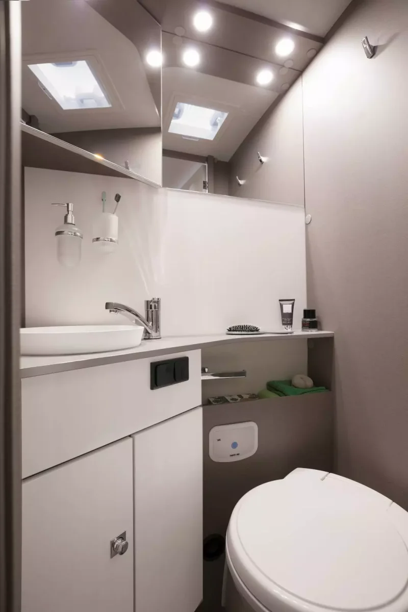 Autocaravana de alquiler Blucamp Ocean 525 - Imagen 6