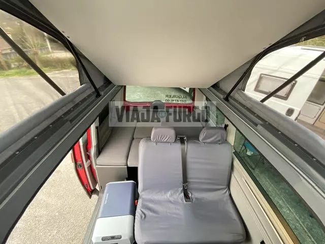 Furgoneta camper de alquiler Volkswagen Camper Beach - Imagen 7